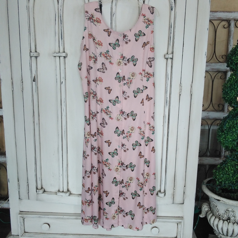 NEW Pink print dress